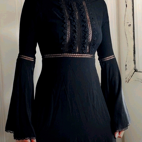 FOR LOVE AND LEMONS LITTLE BLACK DRESS - Picture 2 of 4